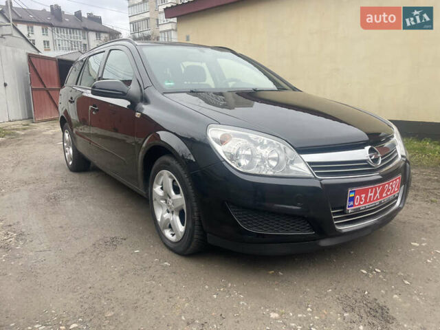 Черный Опель Астра, объемом двигателя 1.6 л и пробегом 206 тыс. км за 4900 $, фото 1 на Automoto.ua