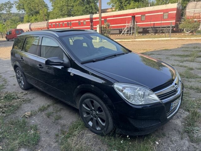 Чорний Опель Астра, об'ємом двигуна 1.7 л та пробігом 305 тис. км за 3996 $, фото 1 на Automoto.ua