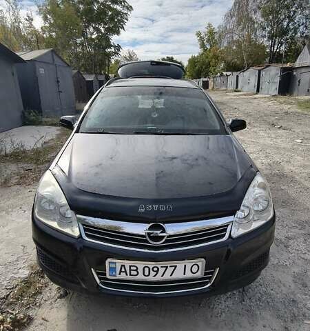 Черный Опель Астра, объемом двигателя 1.6 л и пробегом 267 тыс. км за 5500 $, фото 1 на Automoto.ua