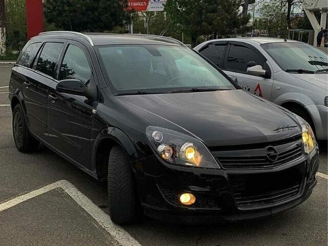 Черный Опель Астра, объемом двигателя 1.7 л и пробегом 244 тыс. км за 2500 $, фото 1 на Automoto.ua