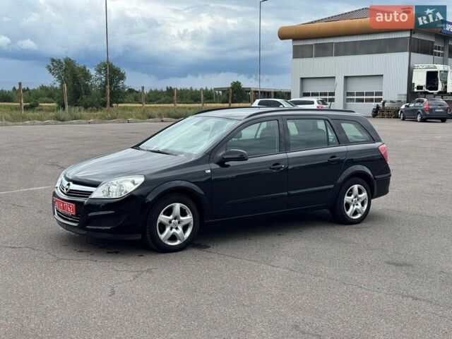Черный Опель Астра, объемом двигателя 1.6 л и пробегом 239 тыс. км за 4300 $, фото 1 на Automoto.ua