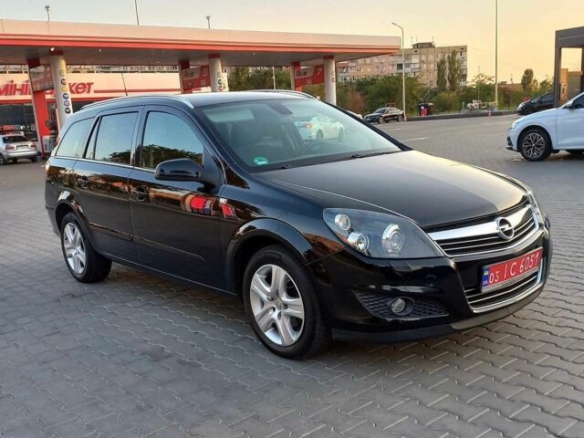 Чорний Опель Астра, об'ємом двигуна 0 л та пробігом 217 тис. км за 5850 $, фото 1 на Automoto.ua