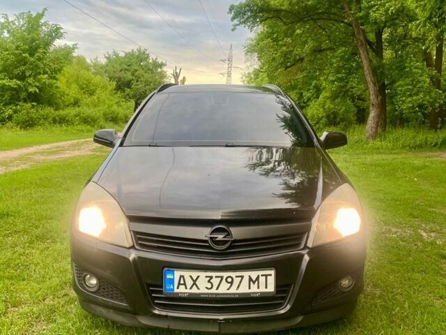 Чорний Опель Астра, об'ємом двигуна 1.69 л та пробігом 335 тис. км за 4300 $, фото 1 на Automoto.ua