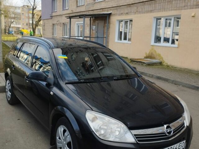 Черный Опель Астра, объемом двигателя 1.7 л и пробегом 330 тыс. км за 4700 $, фото 1 на Automoto.ua
