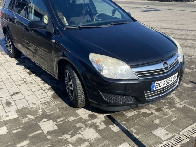 Черный Опель Астра, объемом двигателя 1.7 л и пробегом 288 тыс. км за 2800 $, фото 1 на Automoto.ua