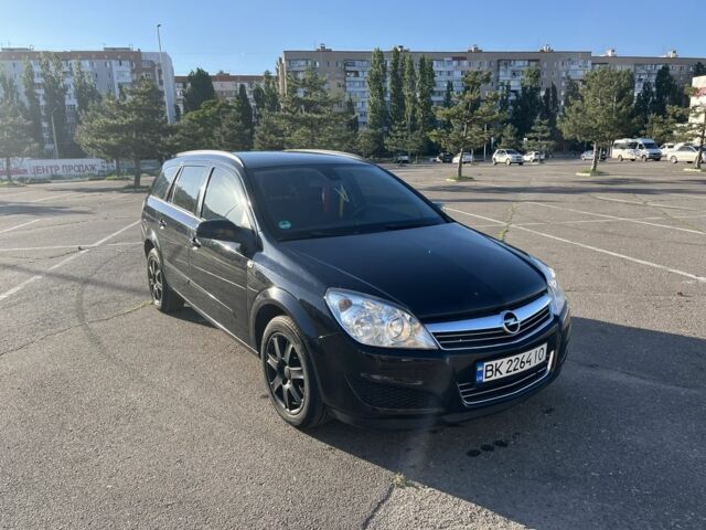 Чорний Опель Астра, об'ємом двигуна 1.9 л та пробігом 264 тис. км за 3200 $, фото 1 на Automoto.ua
