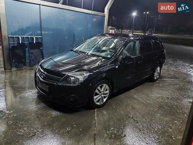 Чорний Опель Астра, об'ємом двигуна 1.6 л та пробігом 227 тис. км за 5900 $, фото 1 на Automoto.ua