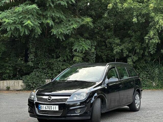 Чорний Опель Астра, об'ємом двигуна 1.6 л та пробігом 241 тис. км за 6000 $, фото 1 на Automoto.ua