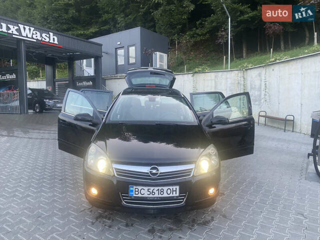Черный Опель Астра, объемом двигателя 1.7 л и пробегом 224 тыс. км за 4700 $, фото 1 на Automoto.ua