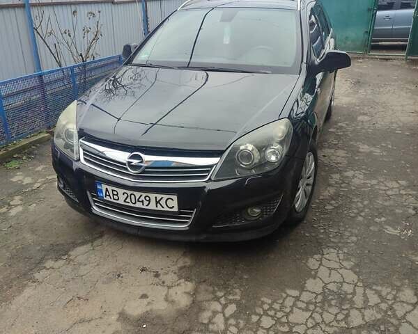 Черный Опель Астра, объемом двигателя 1.6 л и пробегом 199 тыс. км за 6500 $, фото 1 на Automoto.ua