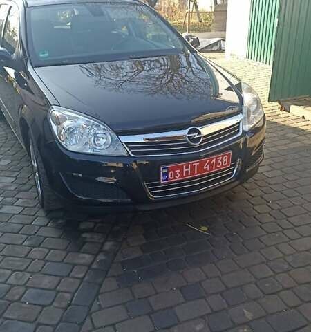 Черный Опель Астра, объемом двигателя 1.6 л и пробегом 249 тыс. км за 5650 $, фото 1 на Automoto.ua