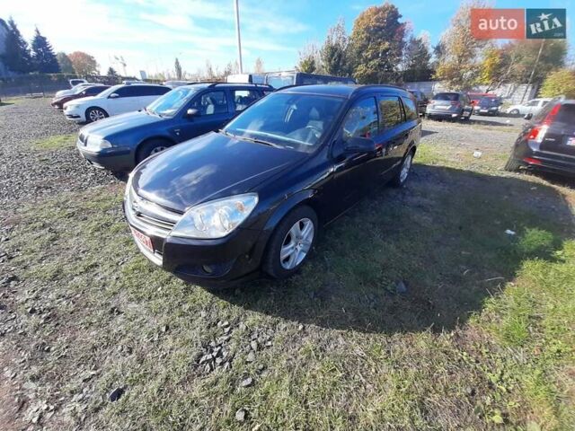 Черный Опель Астра, объемом двигателя 1.6 л и пробегом 260 тыс. км за 5400 $, фото 1 на Automoto.ua