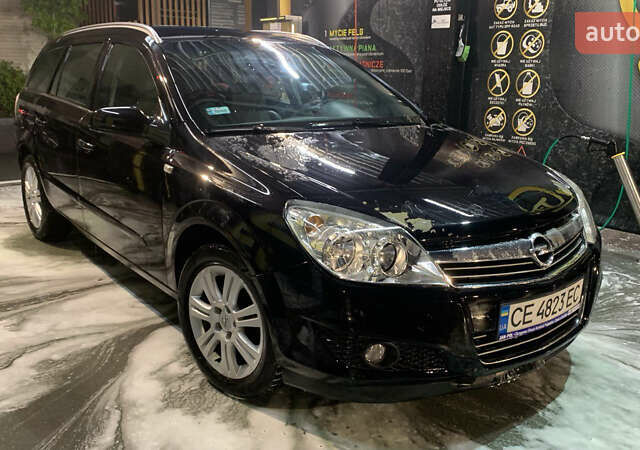 Черный Опель Астра, объемом двигателя 1.69 л и пробегом 190 тыс. км за 4500 $, фото 1 на Automoto.ua