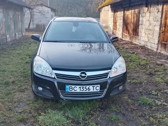 Черный Опель Астра, объемом двигателя 1.7 л и пробегом 330 тыс. км за 4950 $, фото 1 на Automoto.ua
