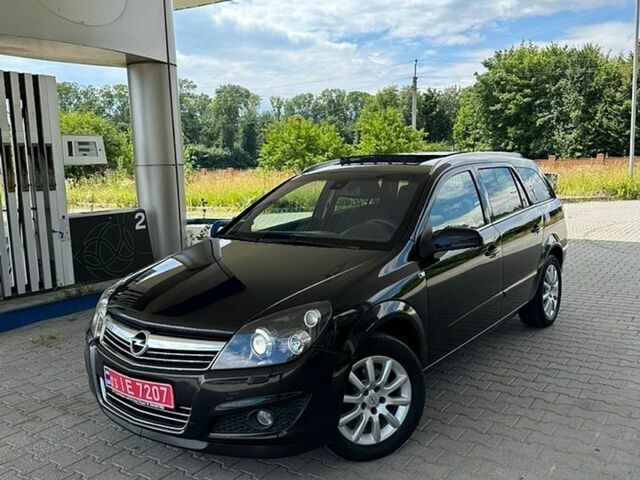 Черный Опель Астра, объемом двигателя 1.6 л и пробегом 178 тыс. км за 5850 $, фото 1 на Automoto.ua