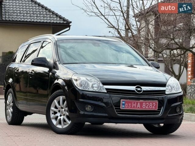 Черный Опель Астра, объемом двигателя 1.6 л и пробегом 216 тыс. км за 5499 $, фото 1 на Automoto.ua