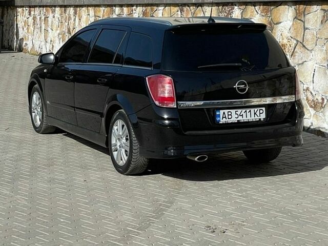 Чорний Опель Астра, об'ємом двигуна 1.6 л та пробігом 250 тис. км за 5100 $, фото 1 на Automoto.ua
