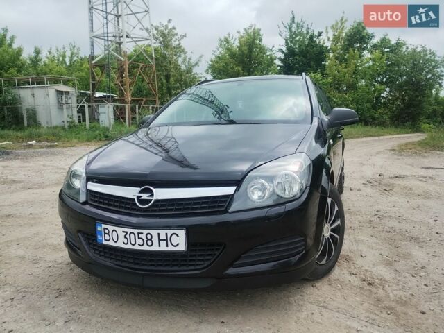 Черный Опель Астра, объемом двигателя 1.7 л и пробегом 308 тыс. км за 4500 $, фото 1 на Automoto.ua