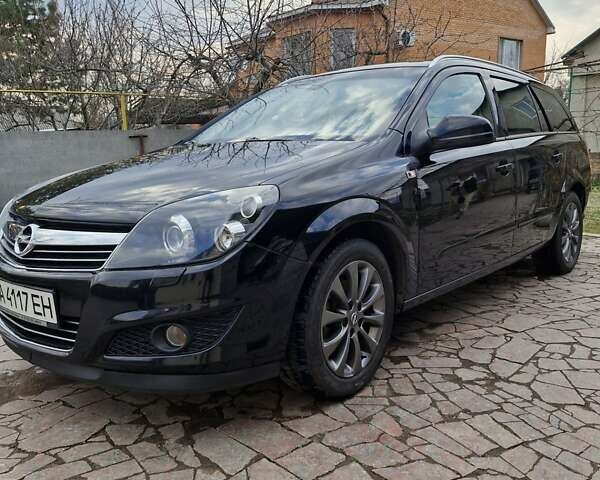 Опель Астра 2009 в Александрие на Automoto.ua Черный Опель Астра, объемом двигателя 1.6 л и пробегом 233 тыс. км за 5500 $, фото 1 на Automoto.ua