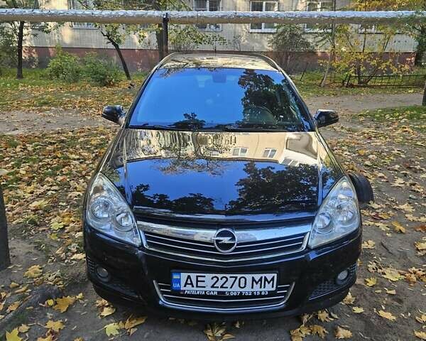 Опель Астра 2009 в Днепре (Днепропетровске) на Automoto.ua Черный Опель Астра, объемом двигателя 1.6 л и пробегом 275 тыс. км за 6200 $, фото 1 на Automoto.ua