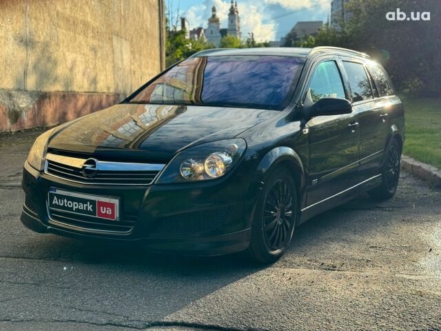 Черный Опель Астра, объемом двигателя 1.6 л и пробегом 219 тыс. км за 4990 $, фото 1 на Automoto.ua