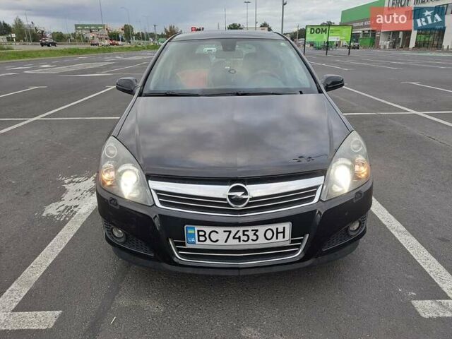 Черный Опель Астра, объемом двигателя 1.6 л и пробегом 212 тыс. км за 5200 $, фото 1 на Automoto.ua