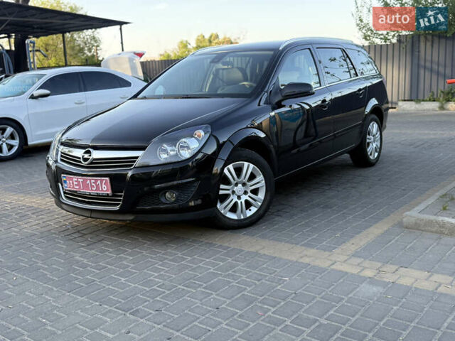Черный Опель Астра, объемом двигателя 1.8 л и пробегом 239 тыс. км за 5900 $, фото 1 на Automoto.ua