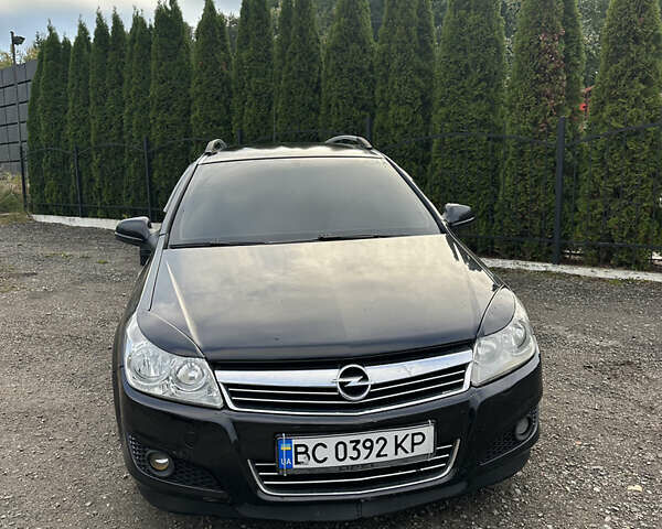 Чорний Опель Астра, об'ємом двигуна 1.69 л та пробігом 240 тис. км за 5300 $, фото 1 на Automoto.ua