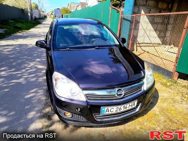 Черный Опель Астра, объемом двигателя 1.7 л и пробегом 260 тыс. км за 4800 $, фото 1 на Automoto.ua