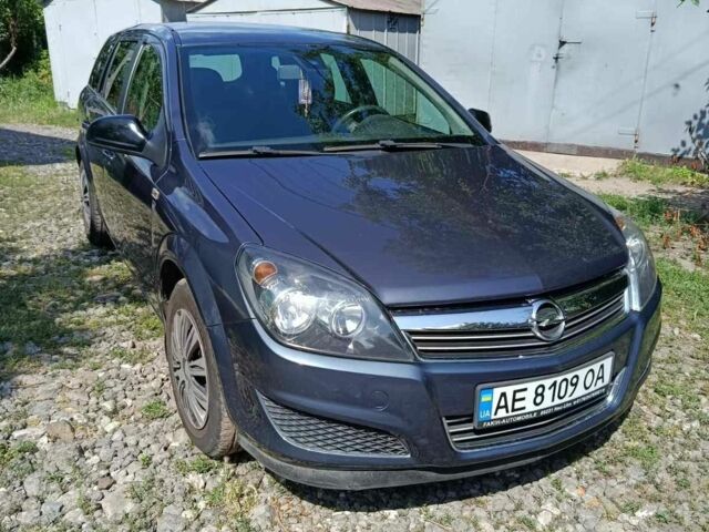 Чорний Опель Астра, об'ємом двигуна 0 л та пробігом 186 тис. км за 5500 $, фото 1 на Automoto.ua