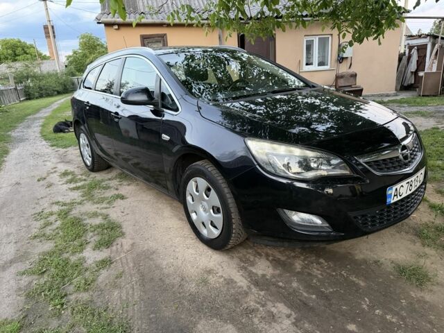 Черный Опель Астра, объемом двигателя 1.7 л и пробегом 207 тыс. км за 6500 $, фото 1 на Automoto.ua