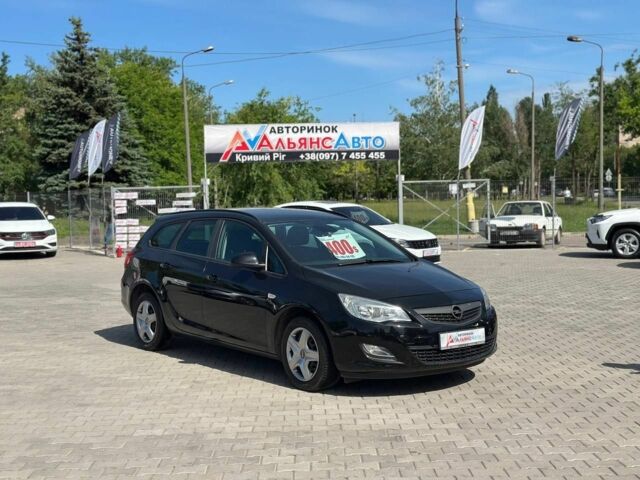 Черный Опель Астра, объемом двигателя 1.6 л и пробегом 172 тыс. км за 8200 $, фото 1 на Automoto.ua