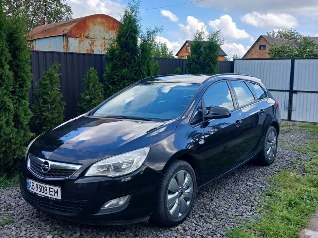 Черный Опель Астра, объемом двигателя 1.7 л и пробегом 251 тыс. км за 6450 $, фото 1 на Automoto.ua