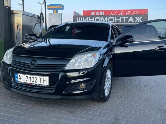 Чорний Опель Астра, об'ємом двигуна 1.6 л та пробігом 240 тис. км за 6000 $, фото 1 на Automoto.ua