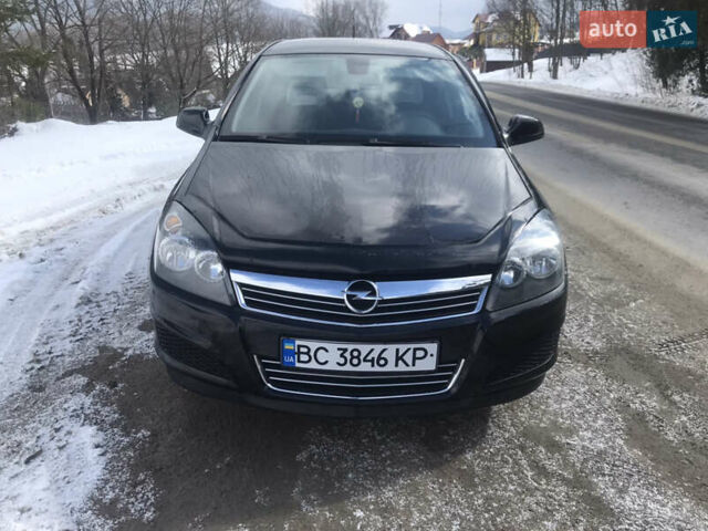 Черный Опель Астра, объемом двигателя 1.7 л и пробегом 230 тыс. км за 6300 $, фото 1 на Automoto.ua