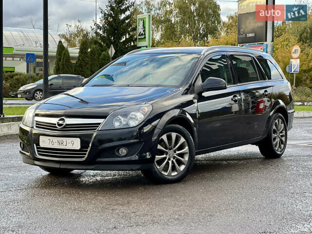 Опель Астра 2010 в Дубно на Automoto.ua Черный Опель Астра, объемом двигателя 1.6 л и пробегом 218 тыс. км за 5700 $, фото 1 на Automoto.ua