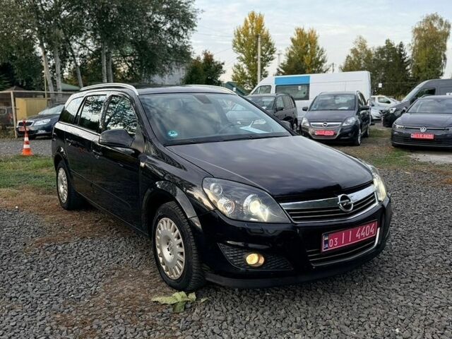Черный Опель Астра, объемом двигателя 1.6 л и пробегом 188 тыс. км за 4950 $, фото 1 на Automoto.ua