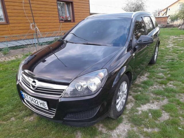 Черный Опель Астра, объемом двигателя 1.7 л и пробегом 280 тыс. км за 6000 $, фото 1 на Automoto.ua