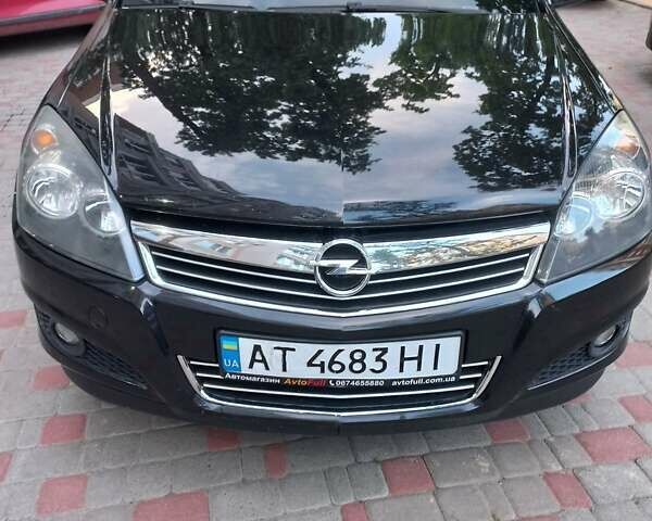 Черный Опель Астра, объемом двигателя 1.91 л и пробегом 330 тыс. км за 7000 $, фото 1 на Automoto.ua