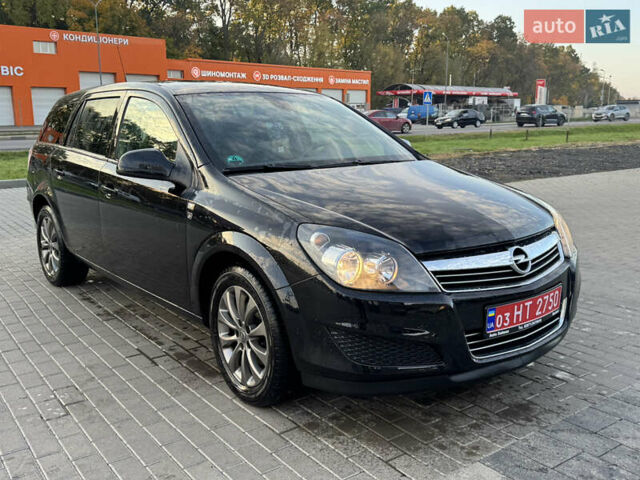 Черный Опель Астра, объемом двигателя 1.6 л и пробегом 219 тыс. км за 5500 $, фото 1 на Automoto.ua