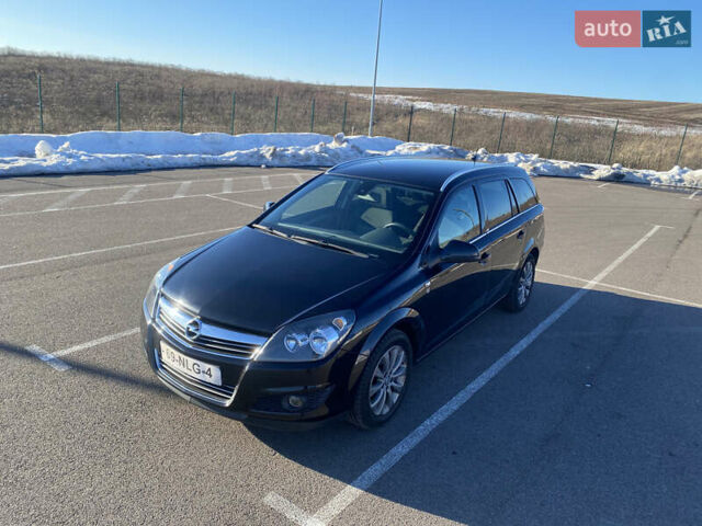 Черный Опель Астра, объемом двигателя 1.6 л и пробегом 245 тыс. км за 5900 $, фото 1 на Automoto.ua