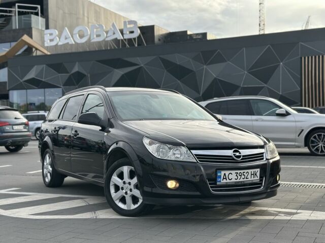 Опель Астра 2010 в Луцке на Automoto.ua Черный Опель Астра, объемом двигателя 1.6 л и пробегом 273 тыс. км за 4600 $, фото 1 на Automoto.ua