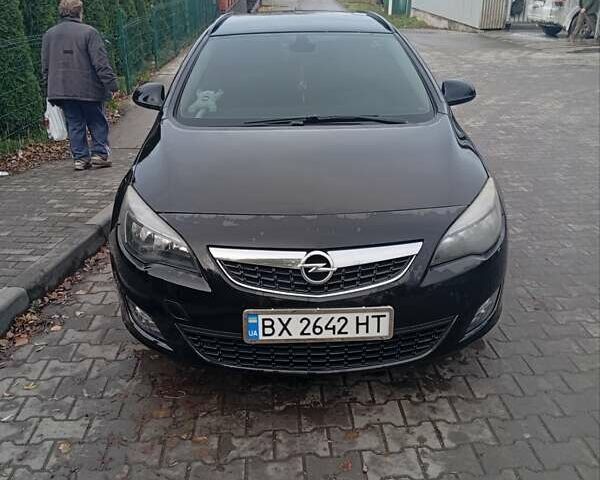 Черный Опель Астра, объемом двигателя 1.7 л и пробегом 318 тыс. км за 6500 $, фото 1 на Automoto.ua