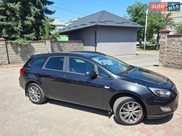 Черный Опель Астра, объемом двигателя 1.3 л и пробегом 291 тыс. км за 6300 $, фото 1 на Automoto.ua