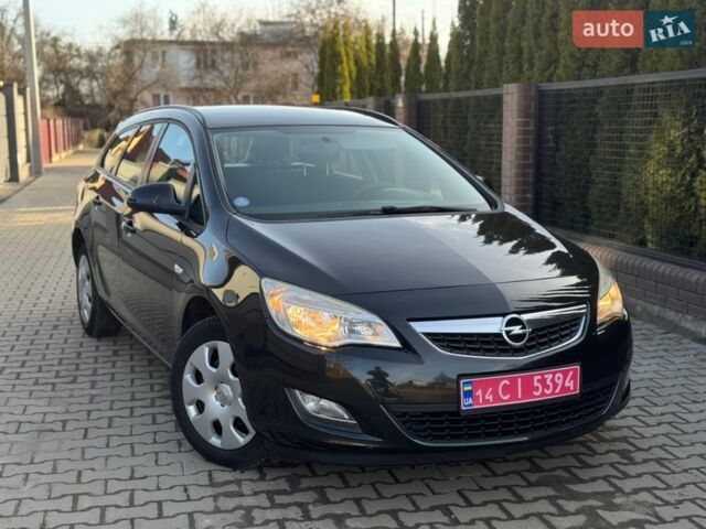 Черный Опель Астра, объемом двигателя 1.4 л и пробегом 225 тыс. км за 6150 $, фото 1 на Automoto.ua