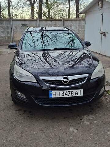 Чорний Опель Астра, об'ємом двигуна 1.3 л та пробігом 260 тис. км за 7000 $, фото 1 на Automoto.ua
