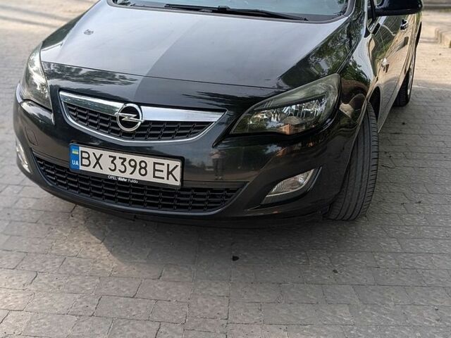 Черный Опель Астра, объемом двигателя 1.69 л и пробегом 280 тыс. км за 6500 $, фото 1 на Automoto.ua