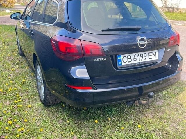 Черный Опель Астра, объемом двигателя 1.69 л и пробегом 291 тыс. км за 6500 $, фото 1 на Automoto.ua