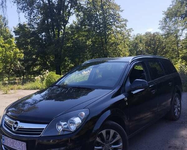 Чорний Опель Астра, об'ємом двигуна 1.8 л та пробігом 140 тис. км за 7300 $, фото 1 на Automoto.ua