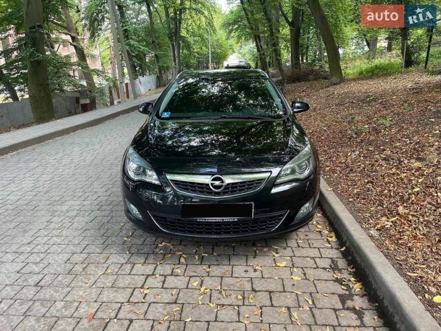 Чорний Опель Астра, об'ємом двигуна 1.69 л та пробігом 311 тис. км за 7300 $, фото 1 на Automoto.ua